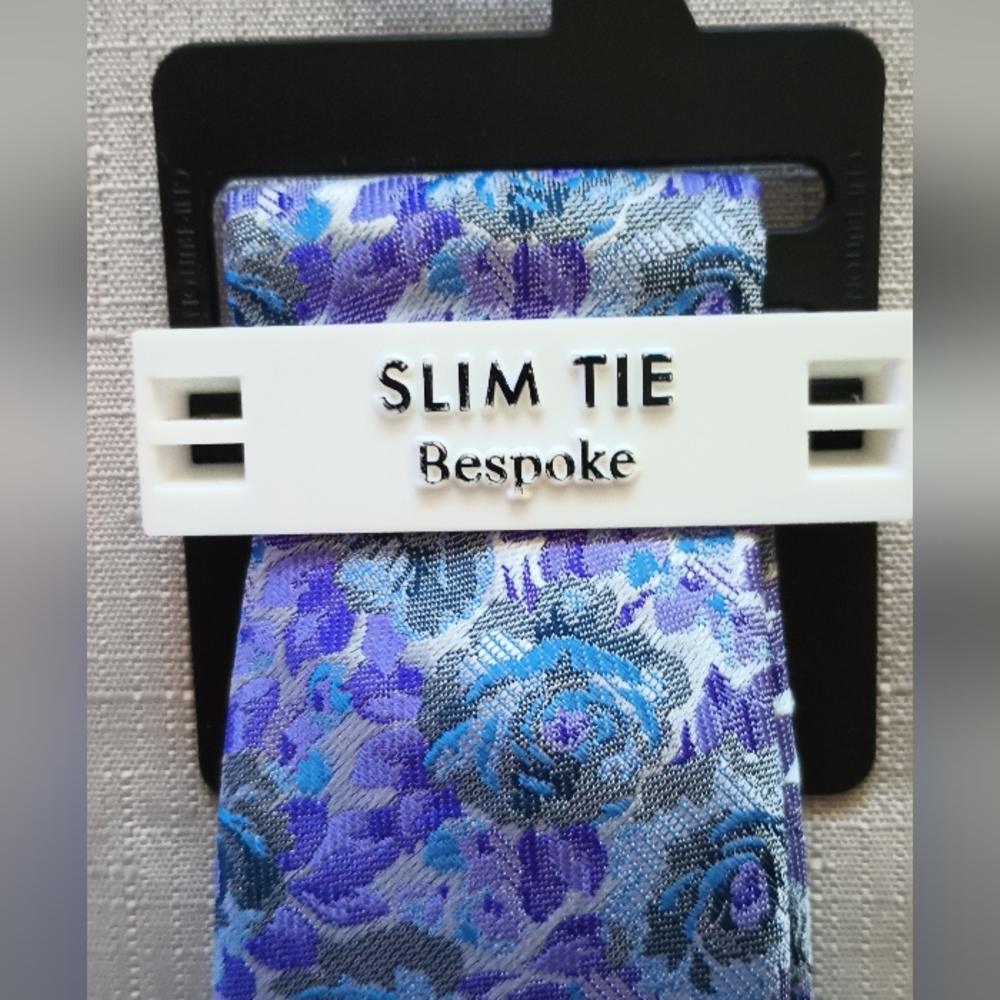 Floral Patterned Tie in Blue and Purple